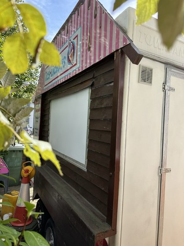 Catering trailer burger - burger, van