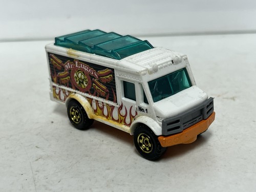 Matchbox food truck white - food,