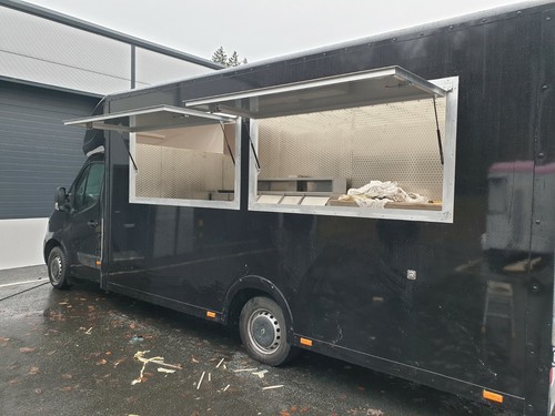 Catering serving hatch - serving,
